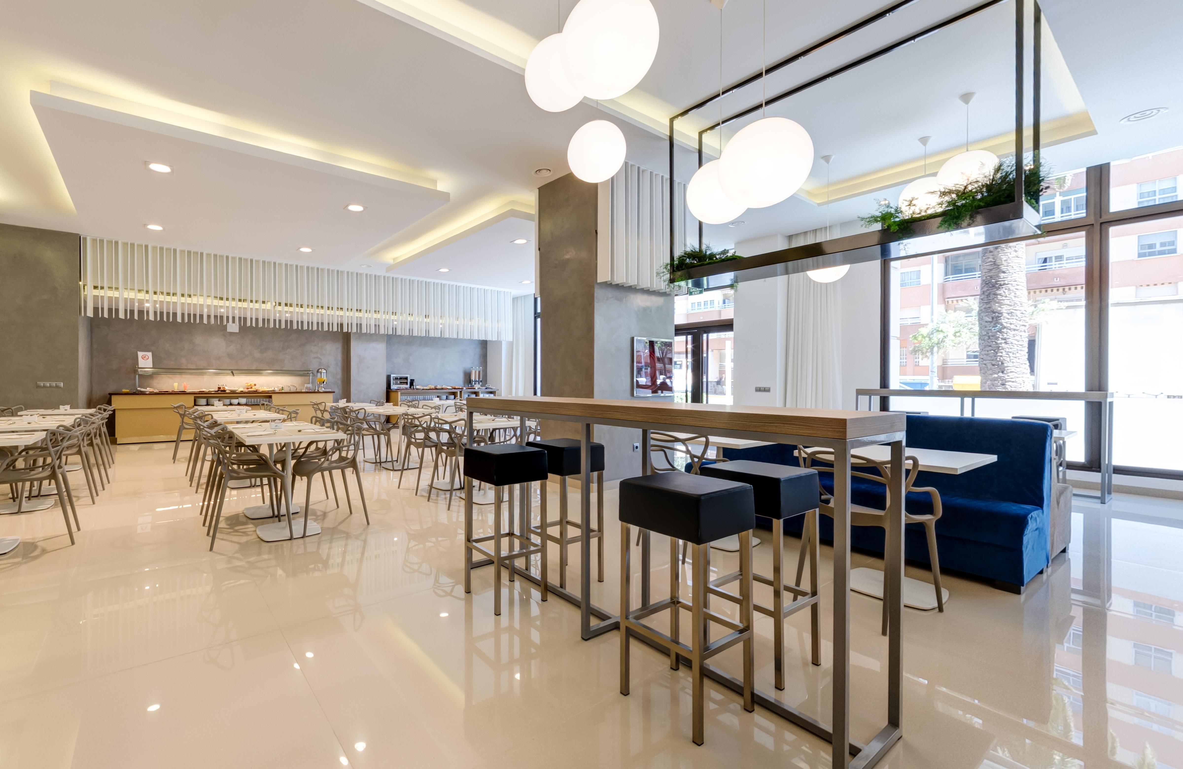 โรงแรมมอนเต ปวยร์ตาเตียร์รา กาดิซ ภายนอก รูปภาพ